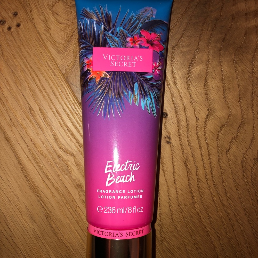 Victoria’s Secret Electric Beach Lotion